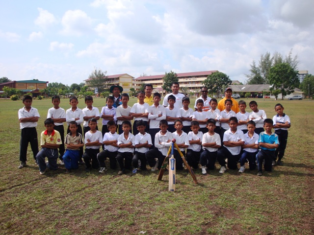Skuad Pekan yang bakal menghitung nasib pada Kriket Elit Bawah 12 Kebangsaan tahun ini. Skuad Pekan yang bakal menghitung nasib pada Kriket Elit Bawah 12 Kebangsaan tahun ini.